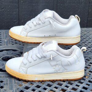DC Court Graffik Gum Sole Skateboard Shoes Vintage